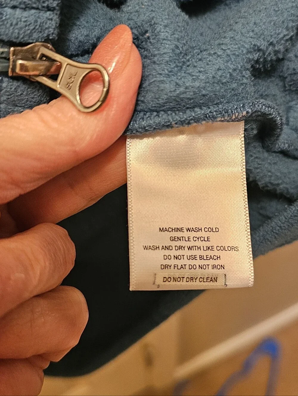 Covington Women's Zip-Up Fleece Vest in Teal w/pockets.  XL